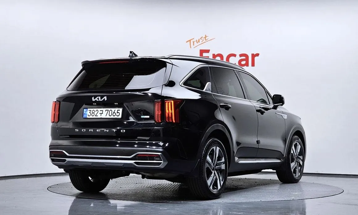 Kia Sorento — фото 5