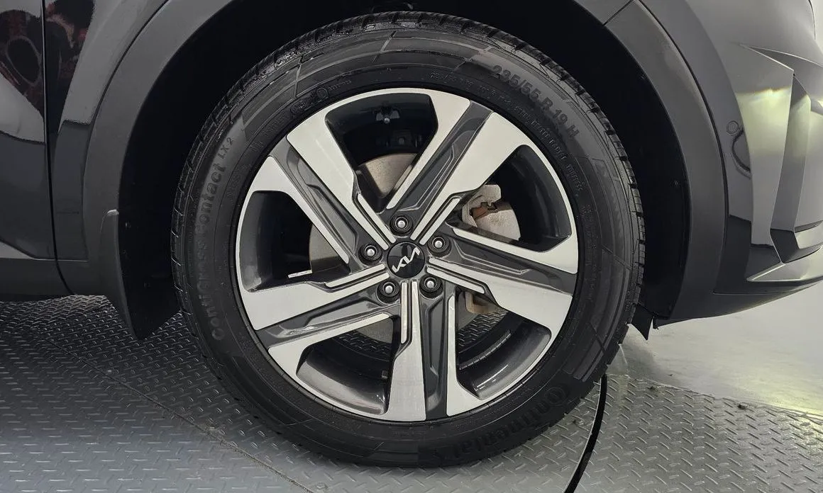 Kia Sorento — фото 10