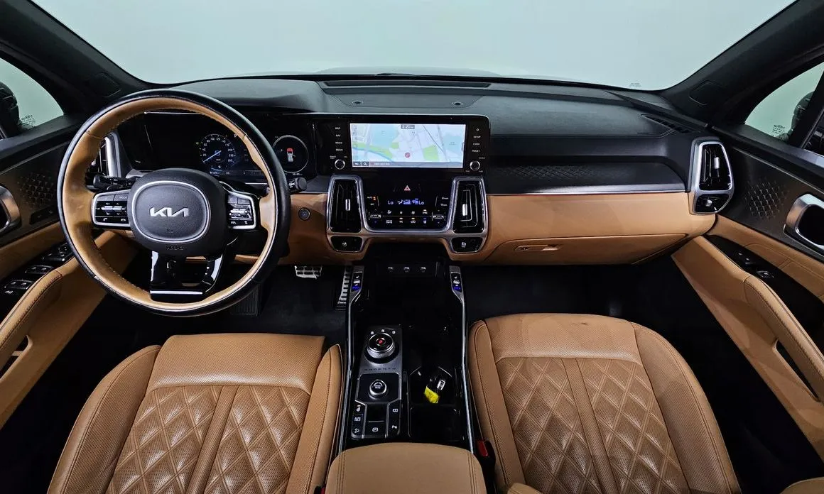Kia Sorento — фото 9