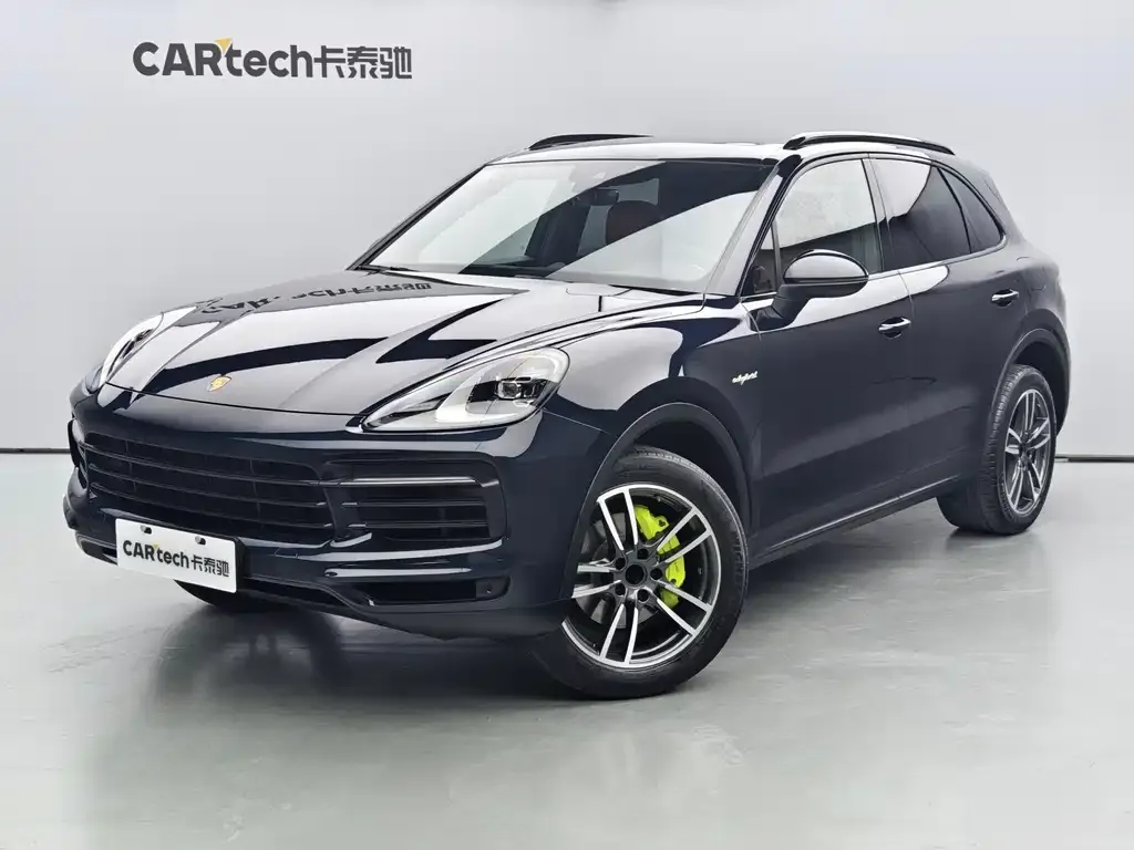 Porsche Cayenne Hybrid — фото 1
