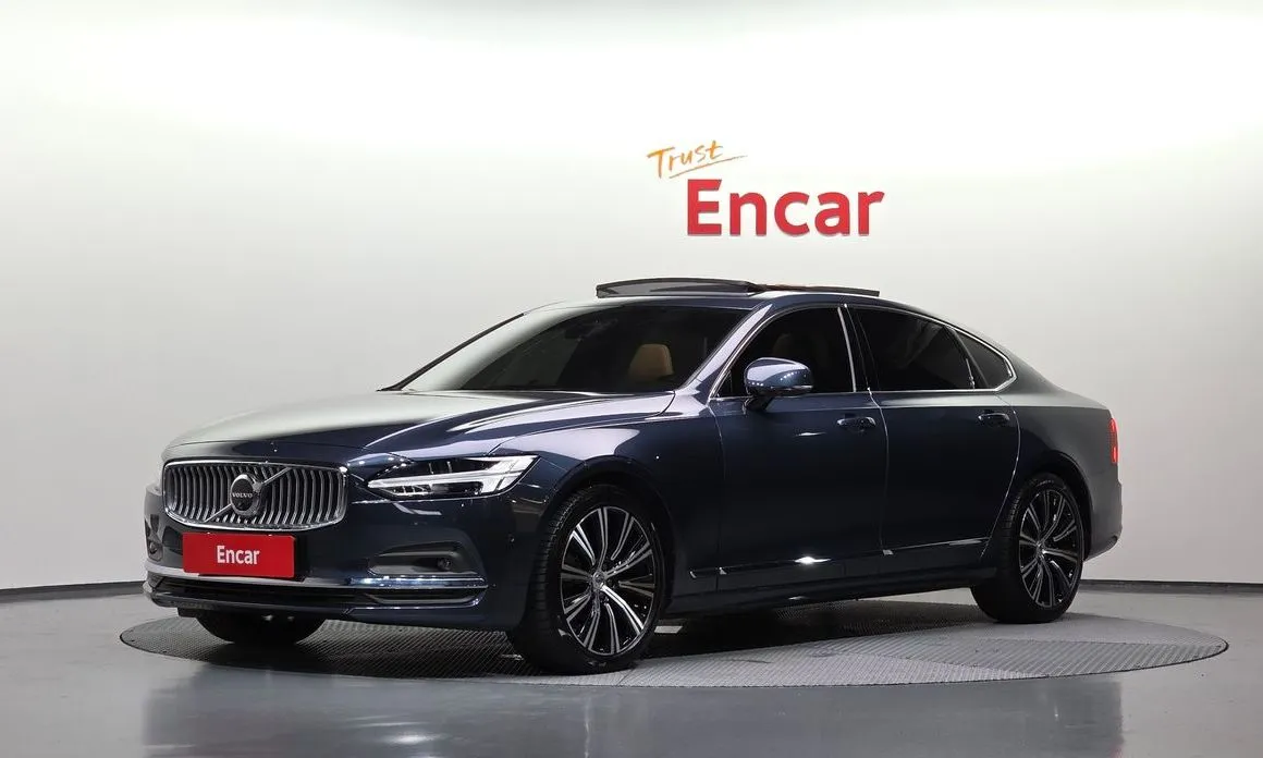 Volvo S90 — фото 1