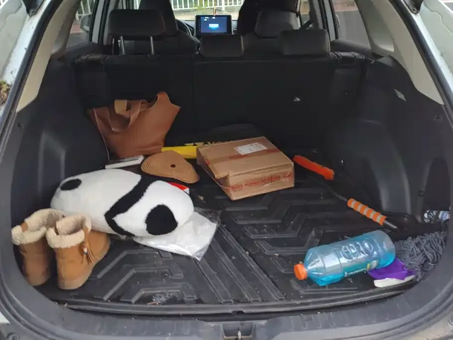 Toyota RAV4 — фото 2