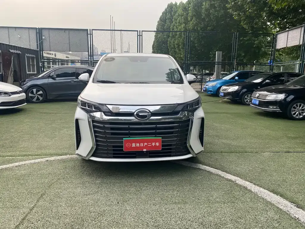 GAC Motor Trumpchi M6 — фото 1
