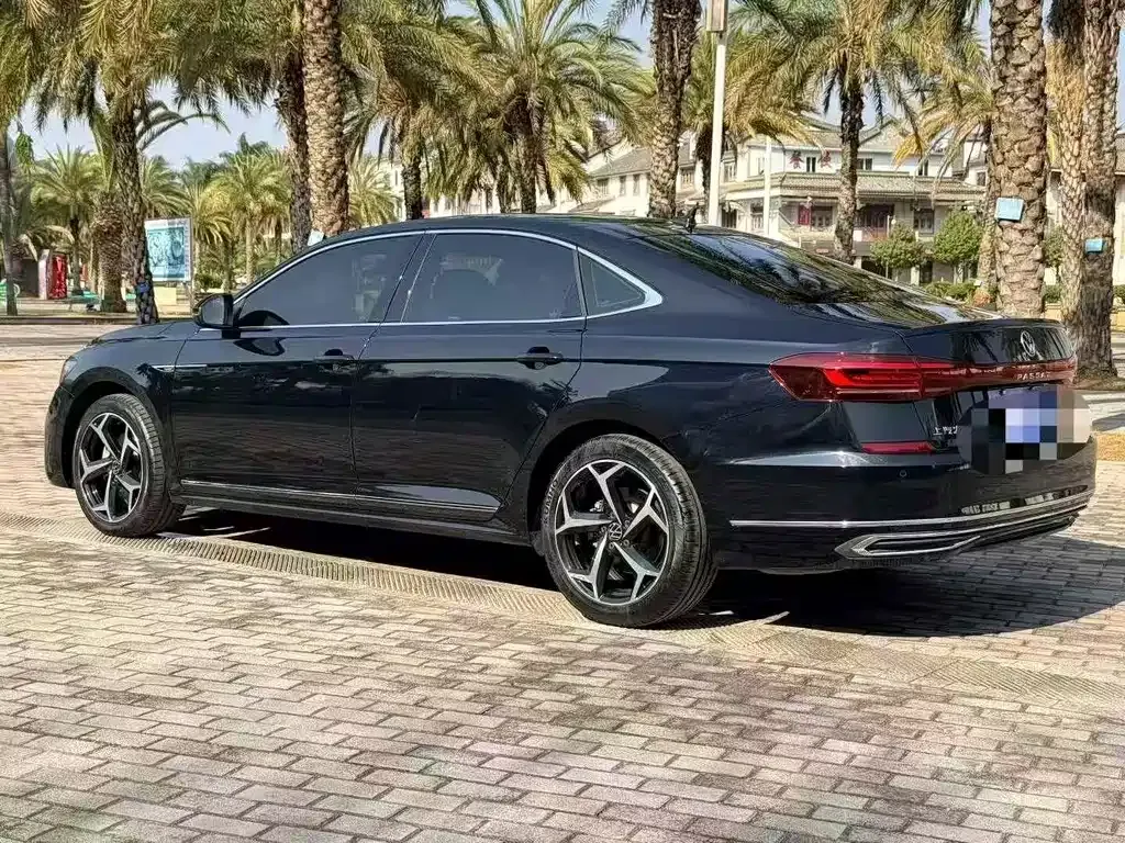 Volkswagen Passat — фото 5
