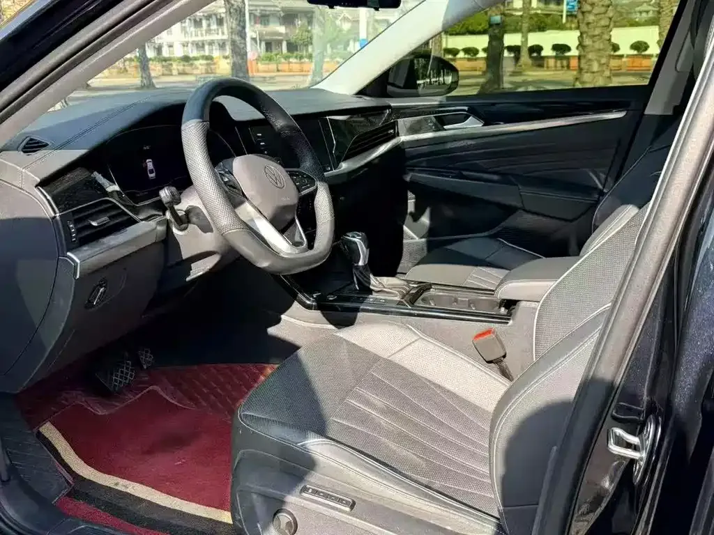 Volkswagen Passat — фото 7