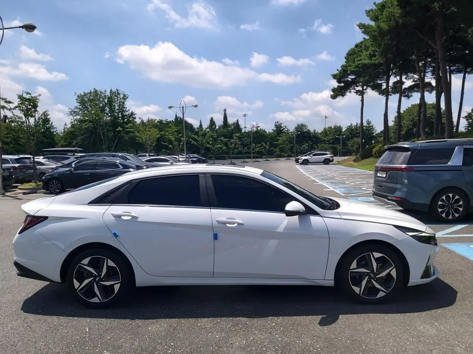 Hyundai AVANTE — фото 7