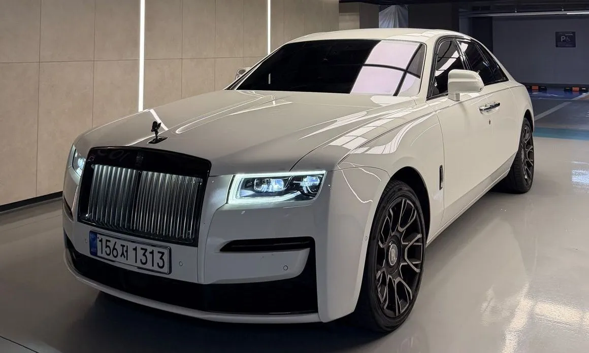 Rolls-Royce Ghost — фото 10