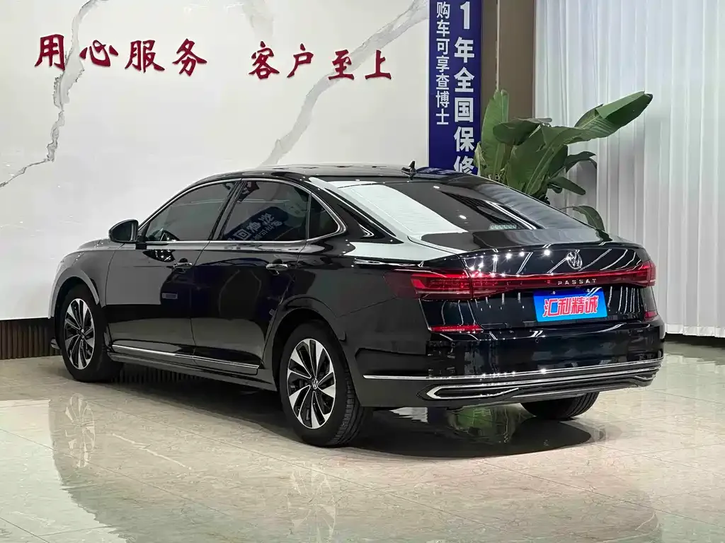 Volkswagen Passat — фото 4