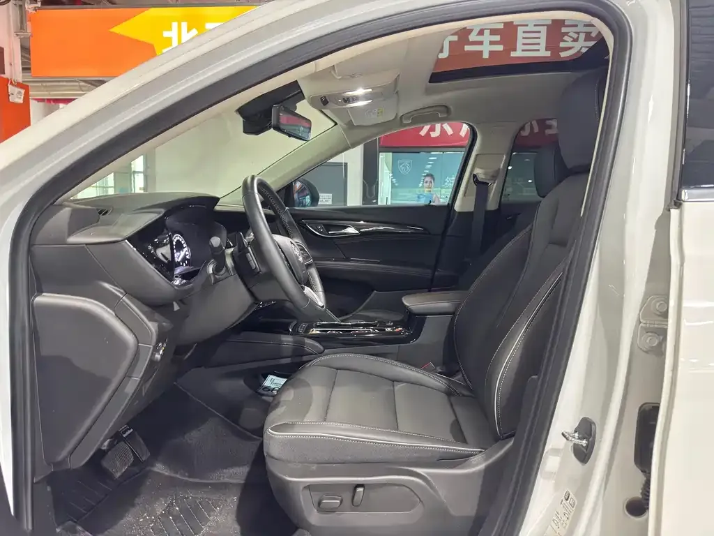 Buick Envision Plus — фото 3