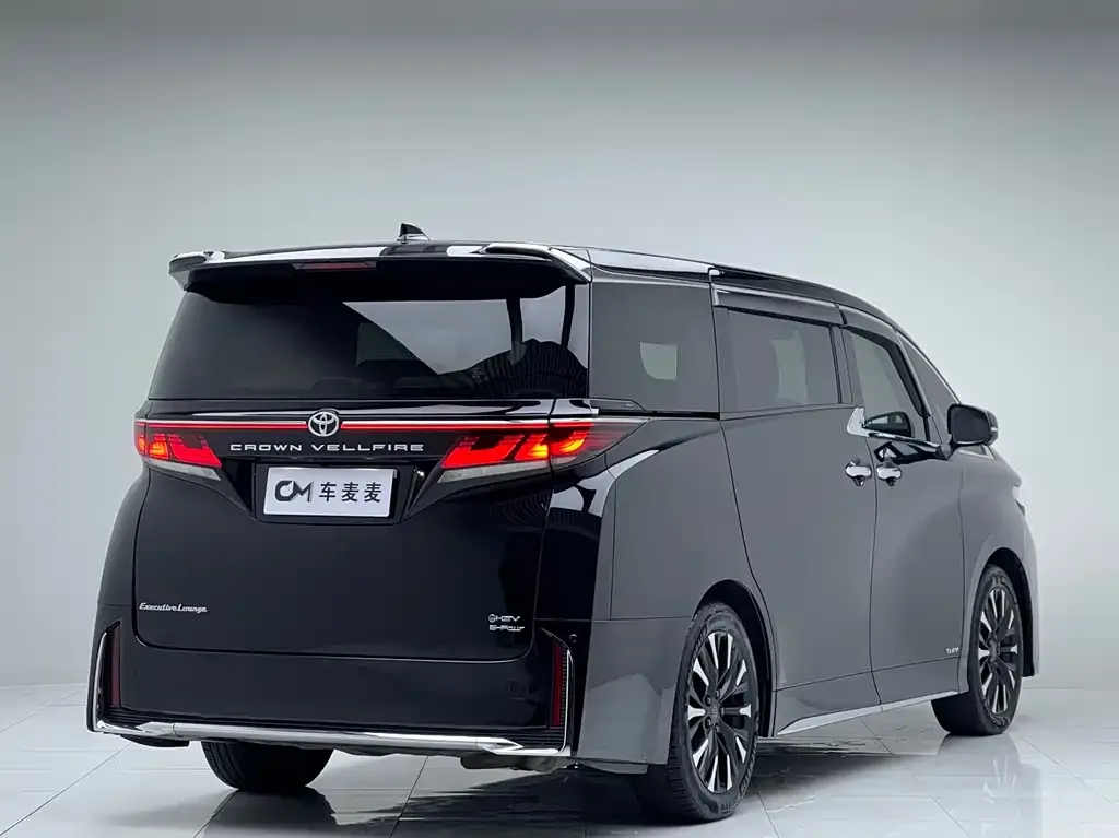 Toyota Vellfire — фото 6