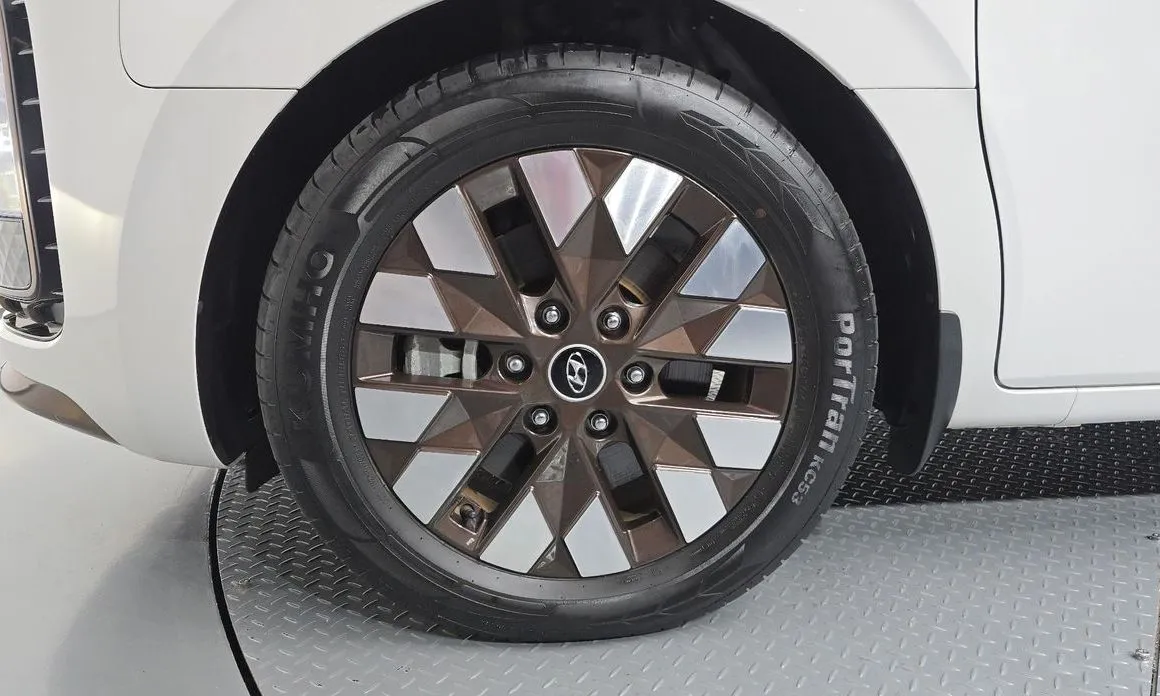 Hyundai Staria — фото 10