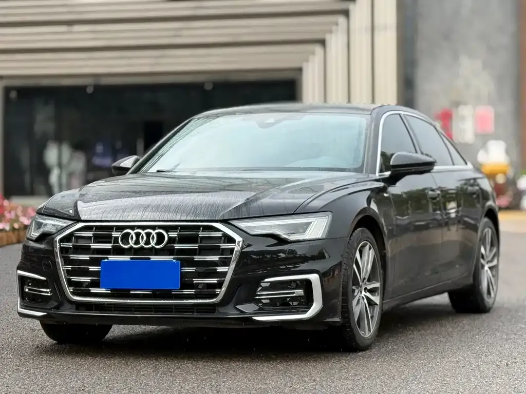 Audi A6L — фото 2