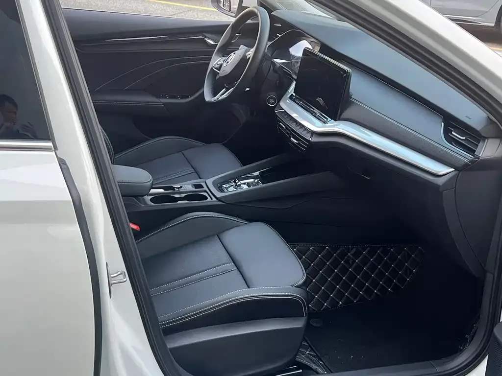 Skoda Octavia — фото 7