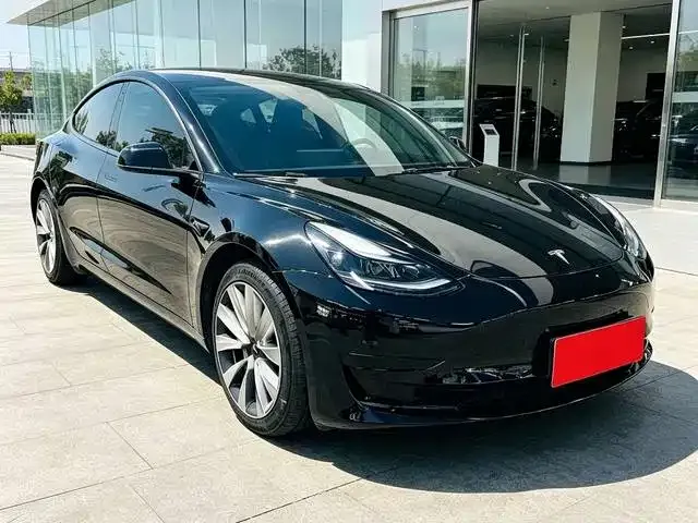 Tesla Model 3 — фото 4