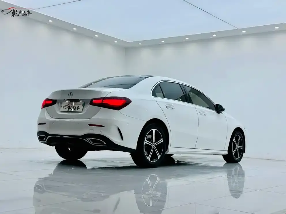 Mercedes-Benz A-Class — фото 6