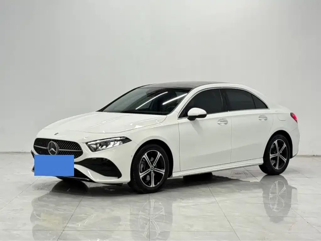 Mercedes-Benz A-Class — фото 1