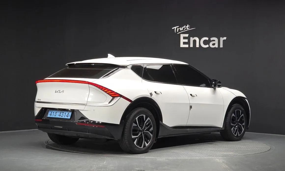 Kia EV6 — фото 3