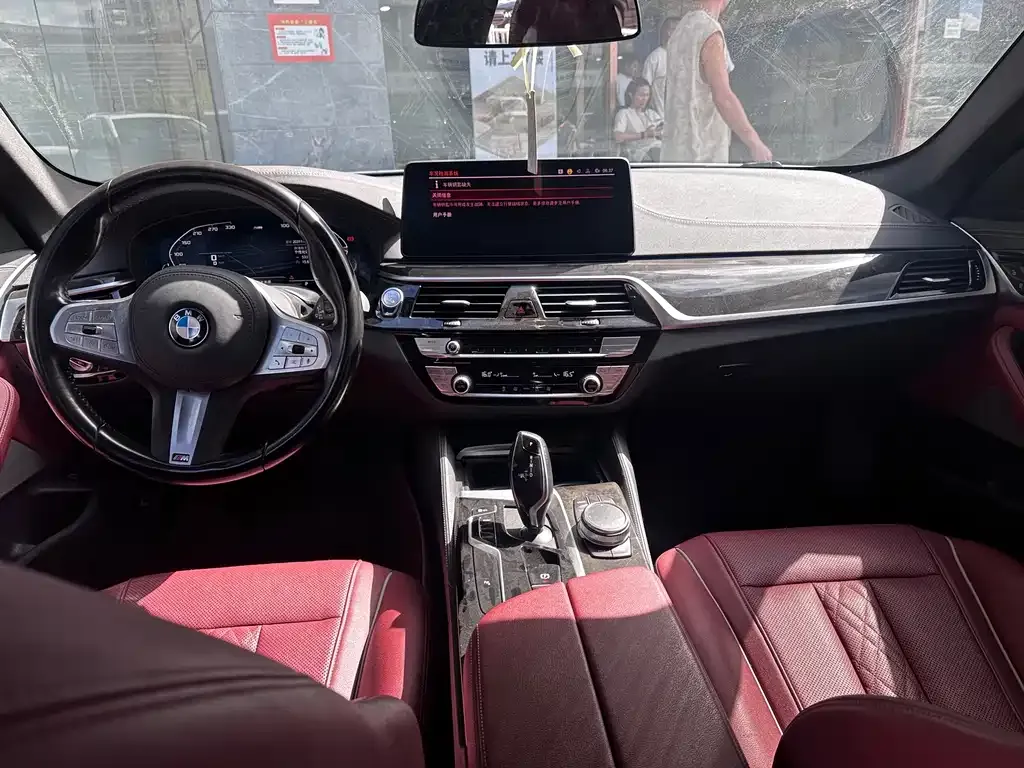 BMW 5 Series — фото 10