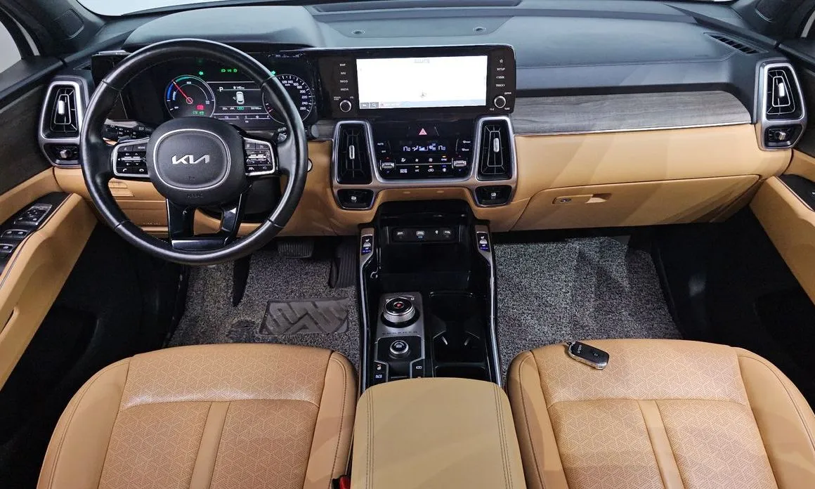 Kia Sorento — фото 9
