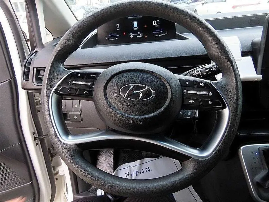Hyundai Staria — фото 7