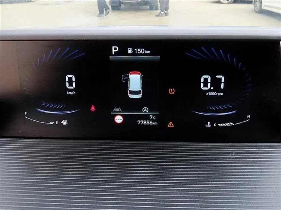 Hyundai Staria — фото 2