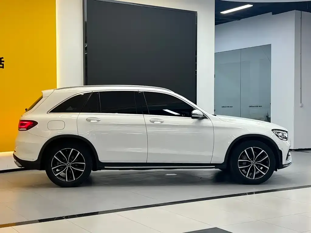 Mercedes-Benz GLC — фото 4