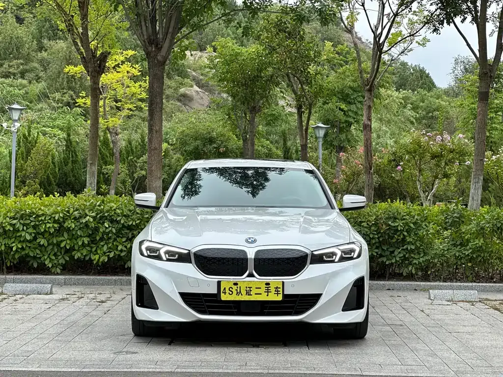BMW i3 — фото 8