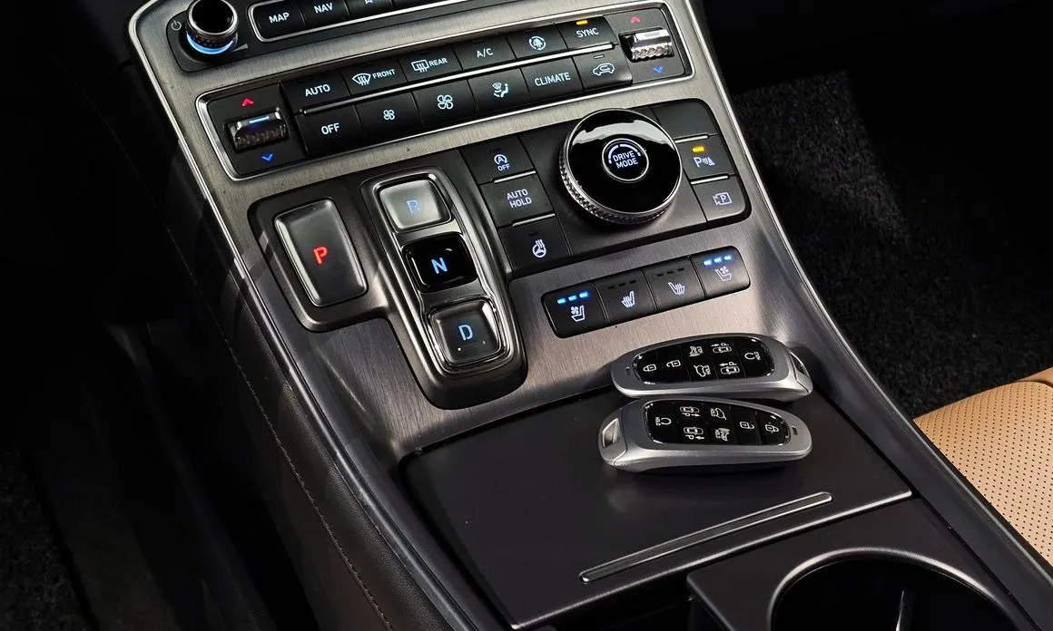Hyundai Santafe — фото 7