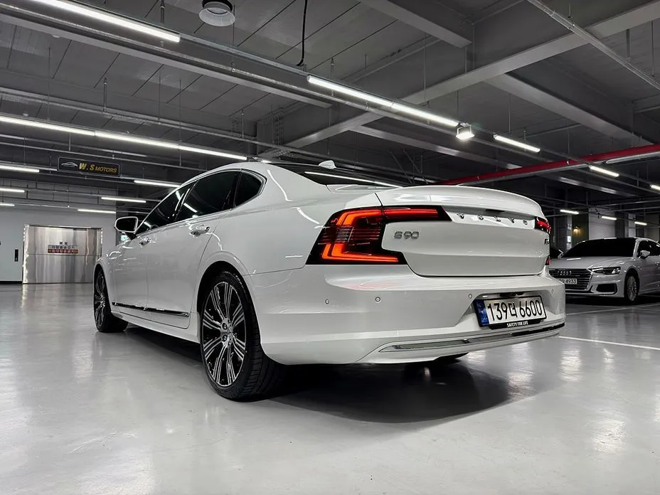Volvo S90 — фото 6