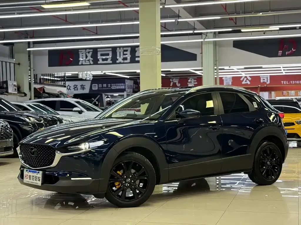 Mazda CX-30 — фото 1