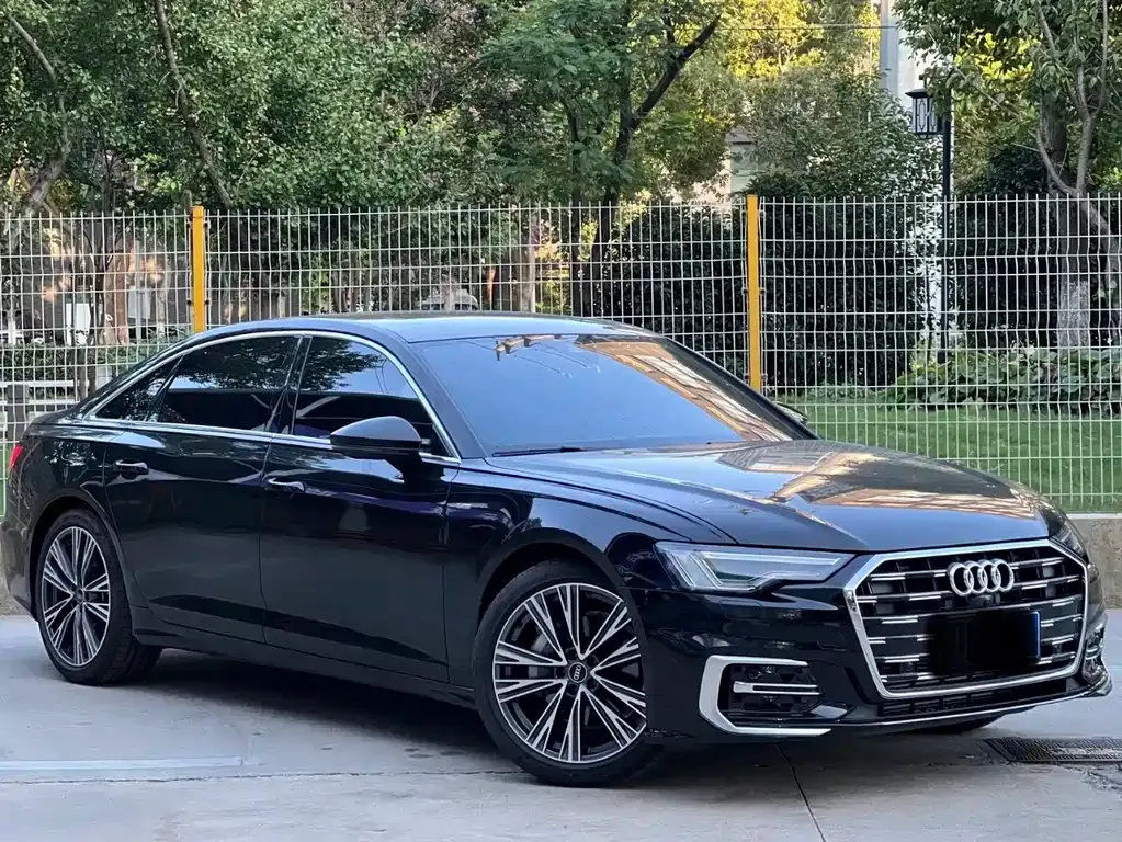 Audi A6L — фото 8