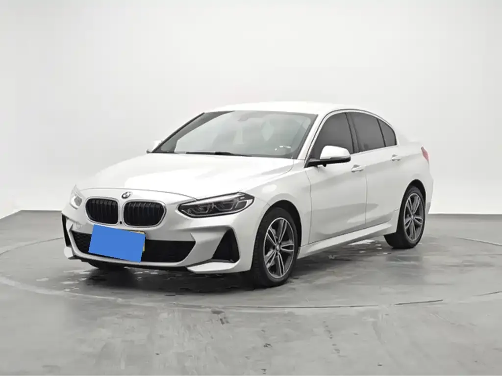 BMW 1 Series — фото 1