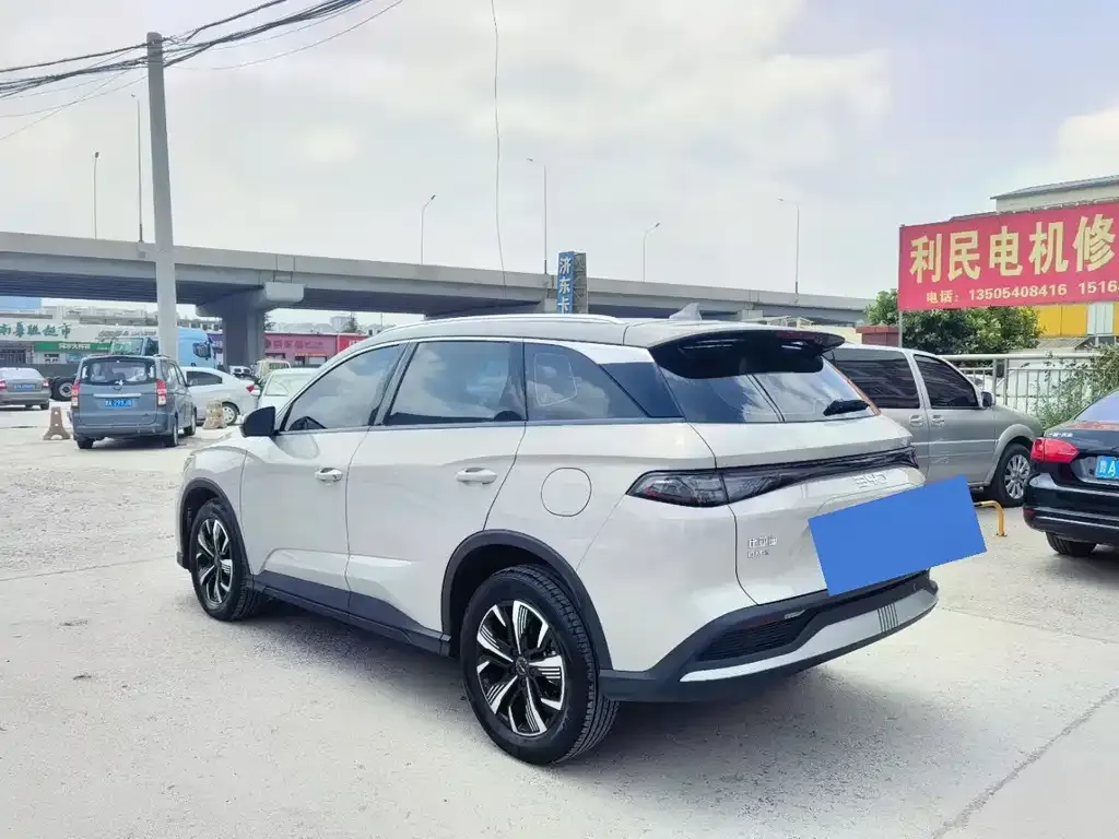 BYD Seal 05 DM-i — фото 4