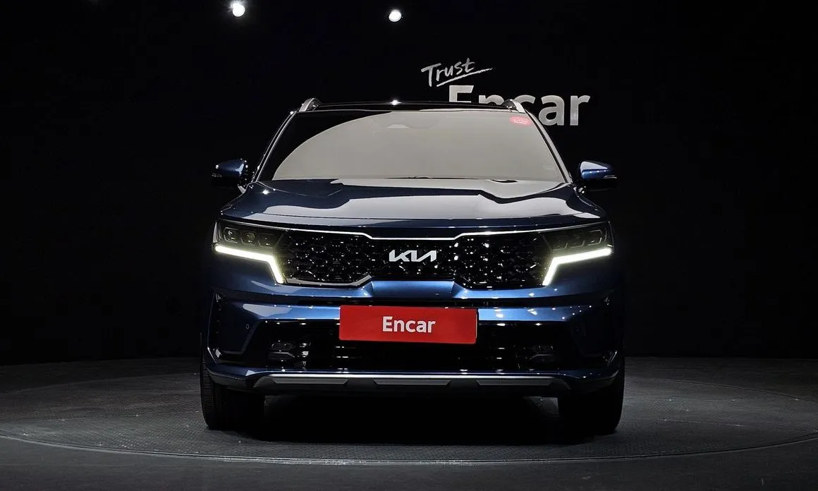 Kia Sorento — фото 5