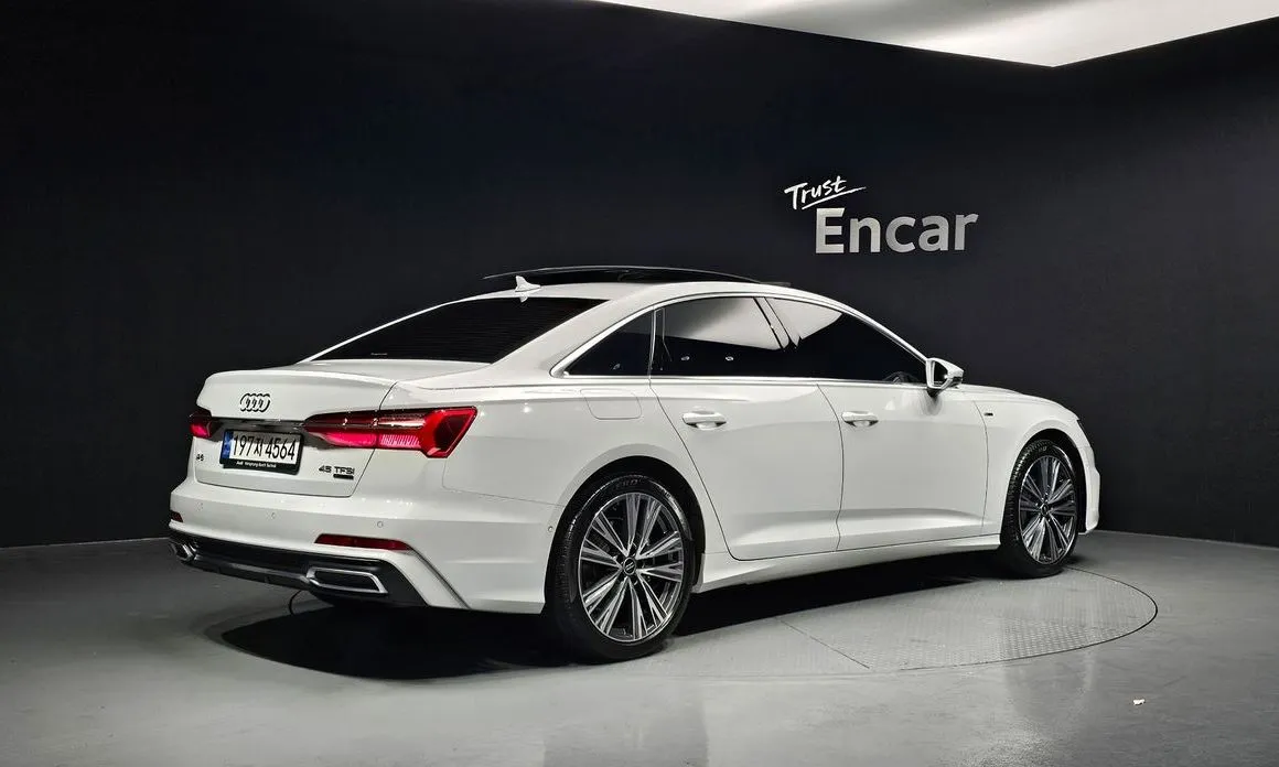 Audi A6 — фото 2