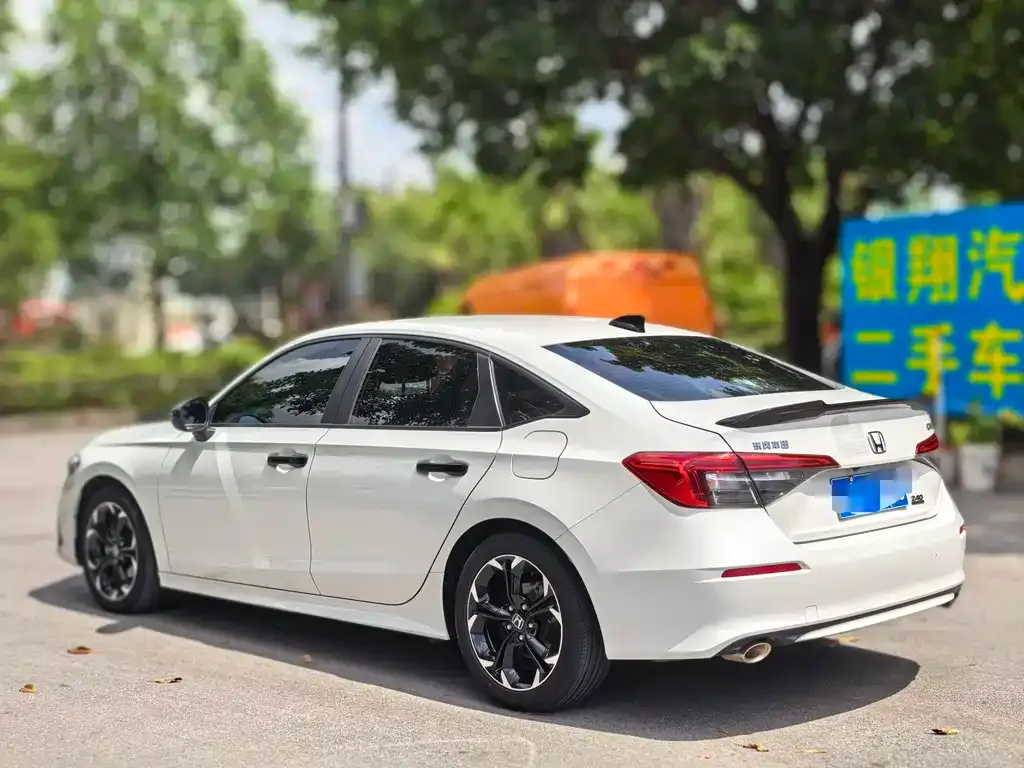 Honda Civic — фото 5