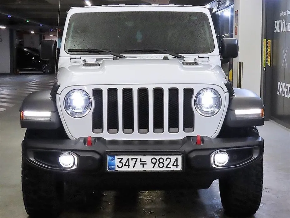 Jeep Wrangler — фото 6