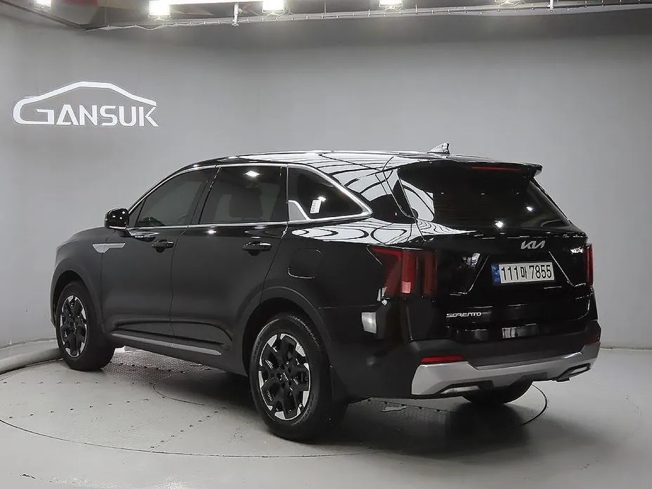 Kia Sorento — фото 9