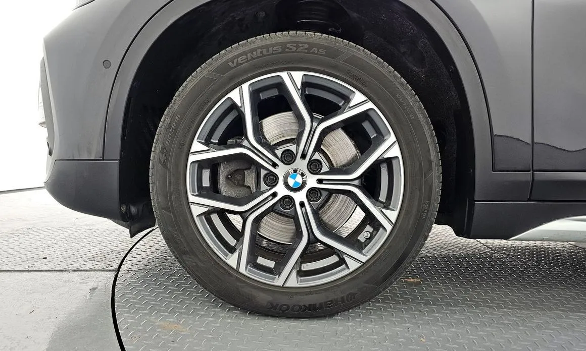 BMW X1 — фото 4
