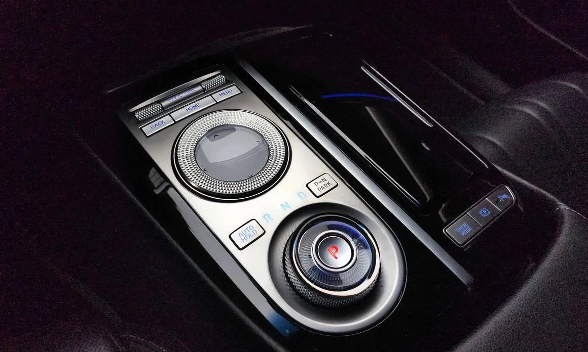 Genesis G80 — фото 2