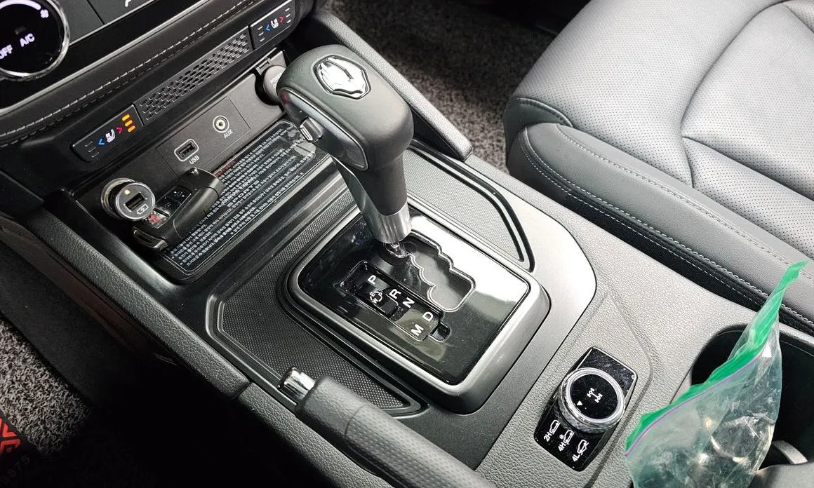 KG Mobility (Ssangyong) Rexton — фото 10