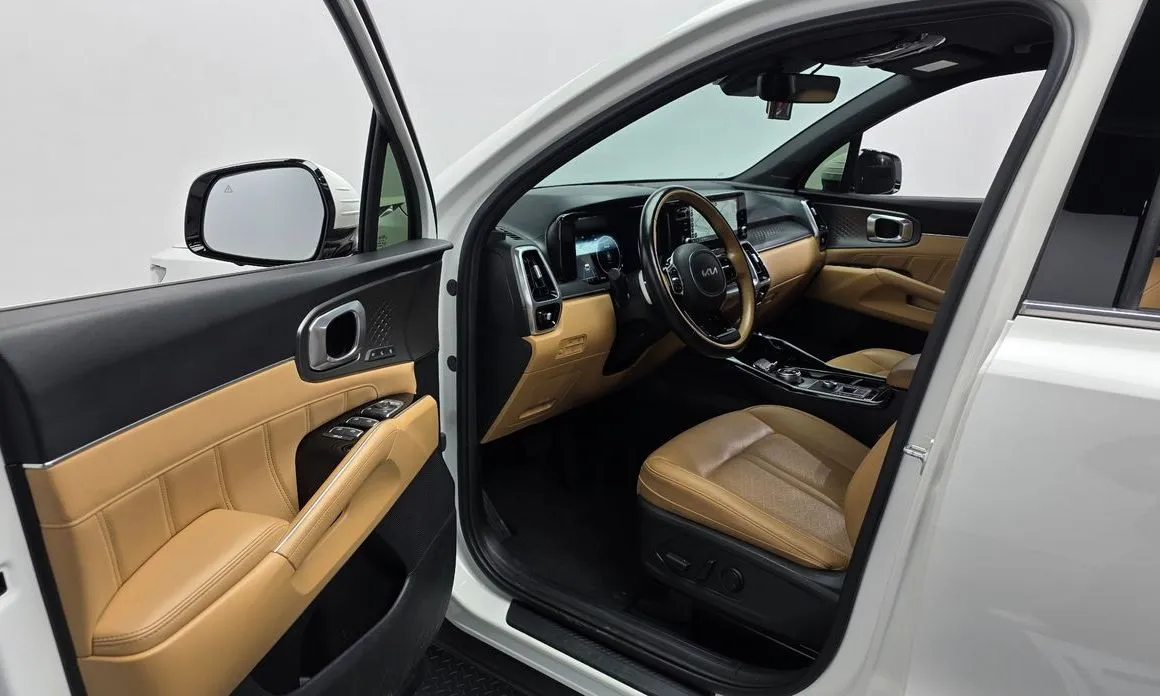 Kia Sorento — фото 7