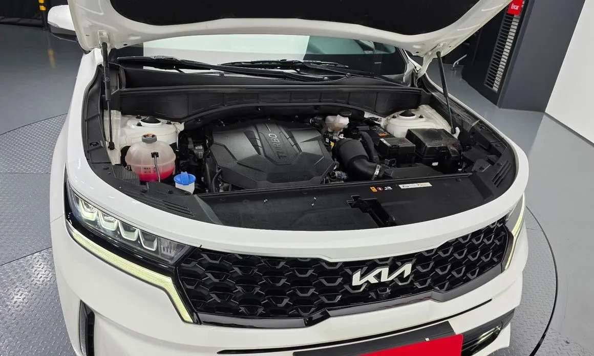 Kia Sorento — фото 6