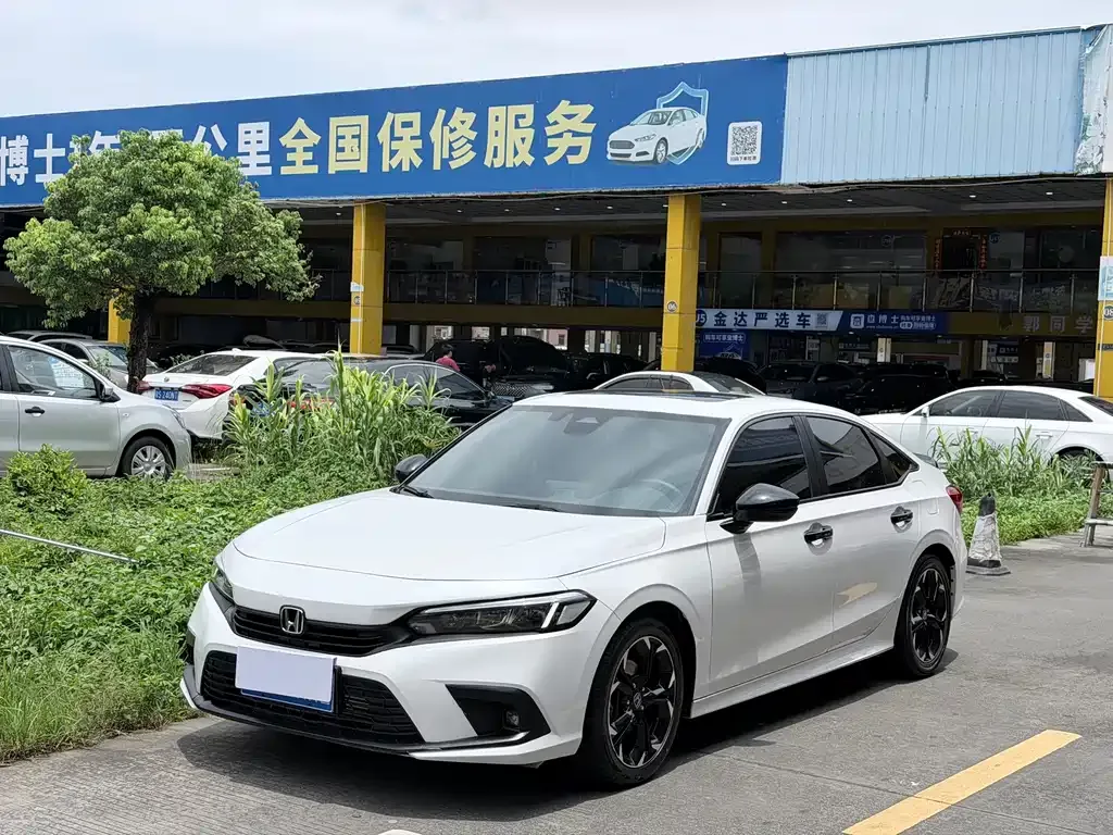 Honda Civic — фото 1