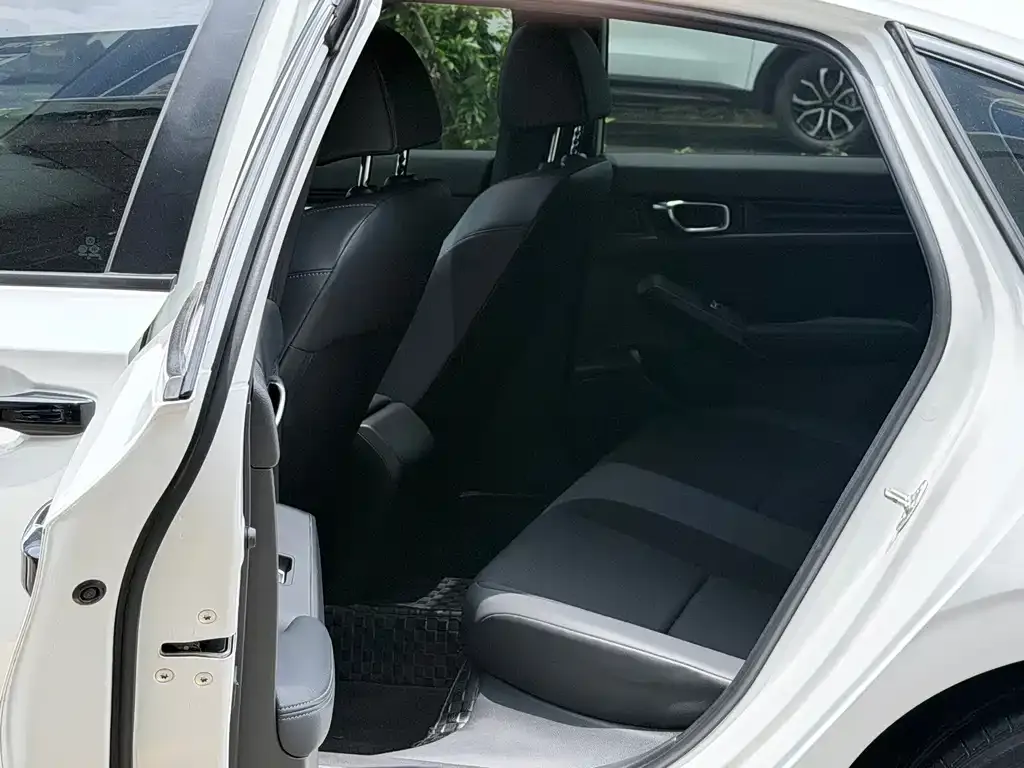 Honda Civic — фото 8