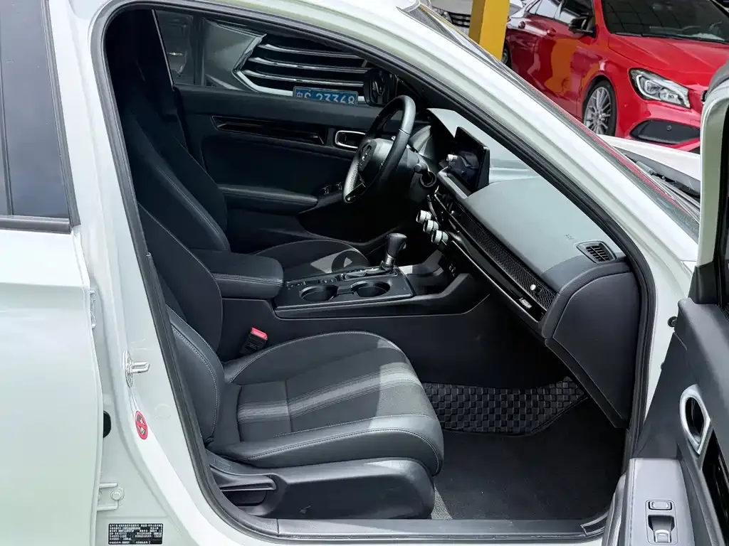 Honda Civic — фото 5