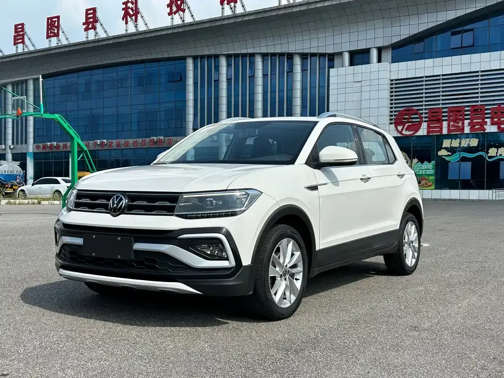 Volkswagen T-Cross — фото 1