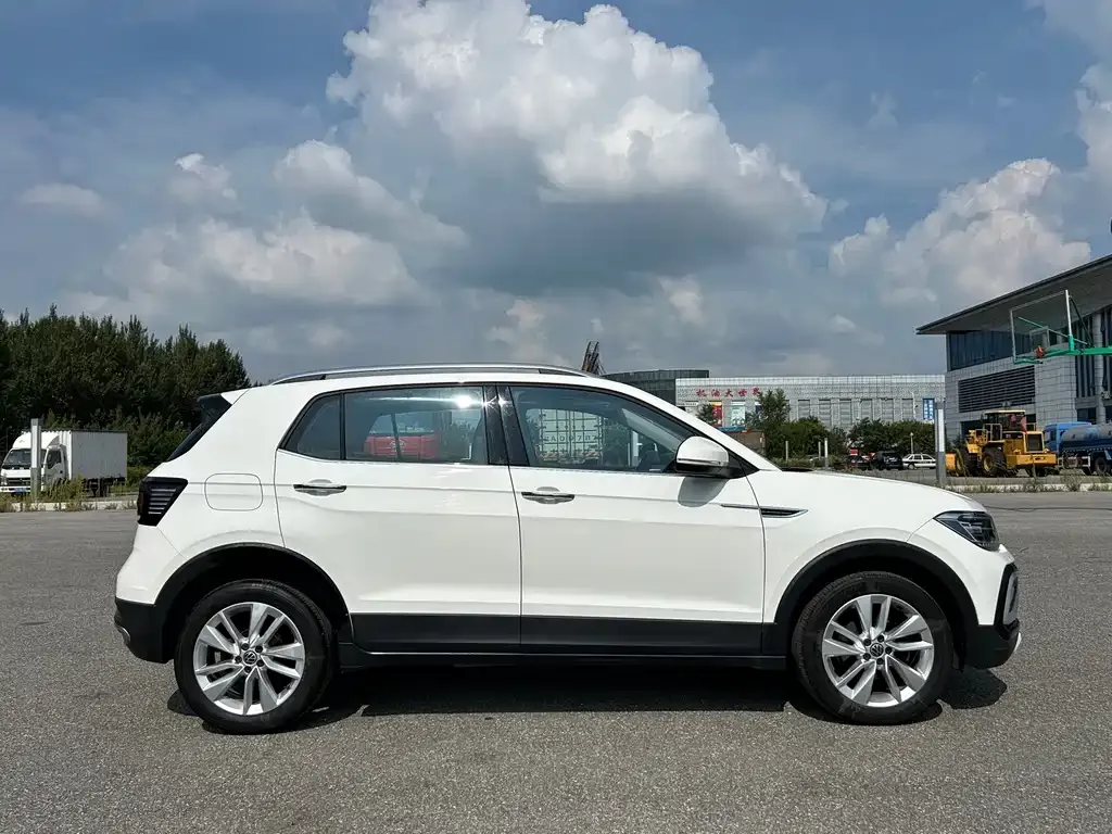 Volkswagen T-Cross — фото 3