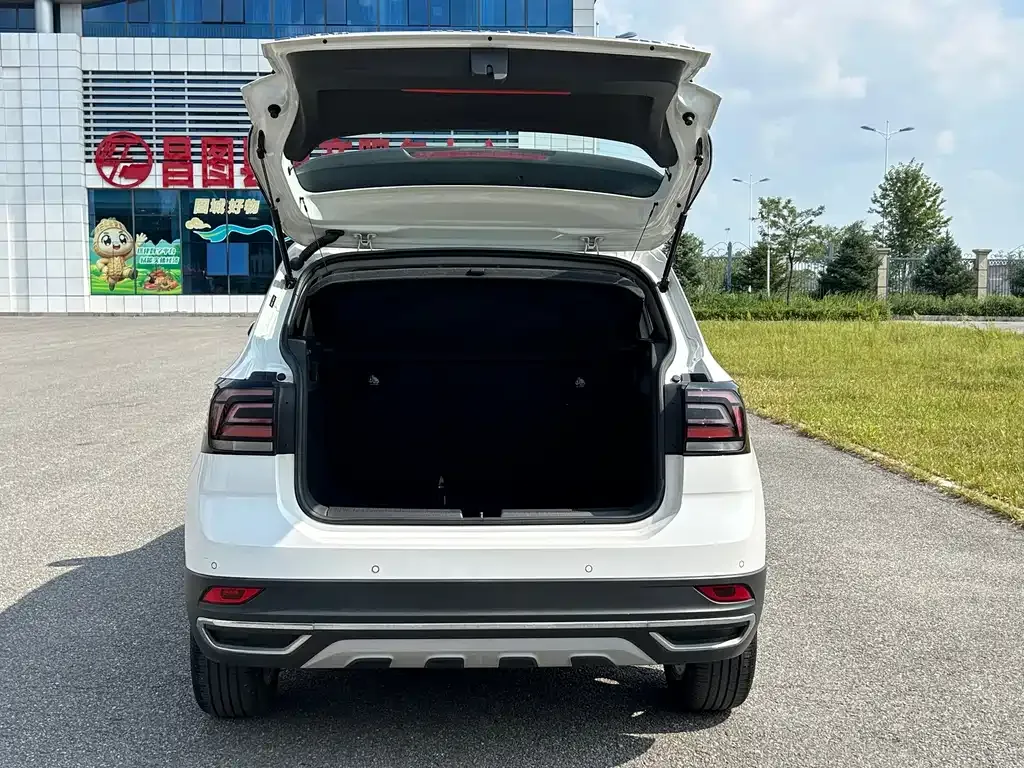 Volkswagen T-Cross — фото 4