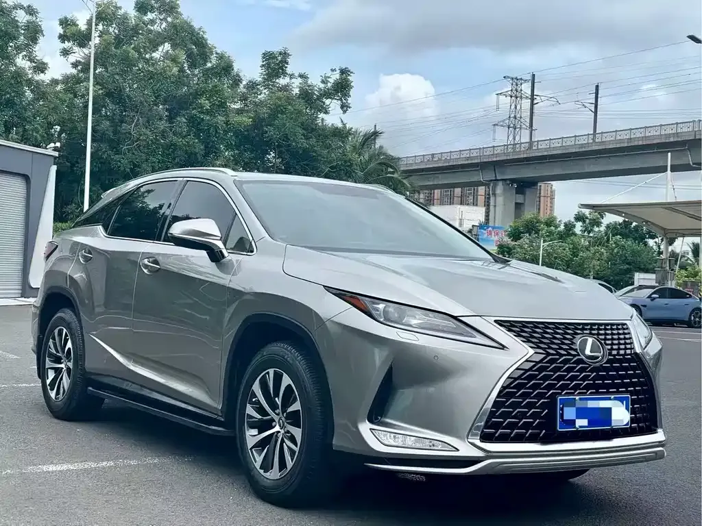 Lexus RX — фото 5